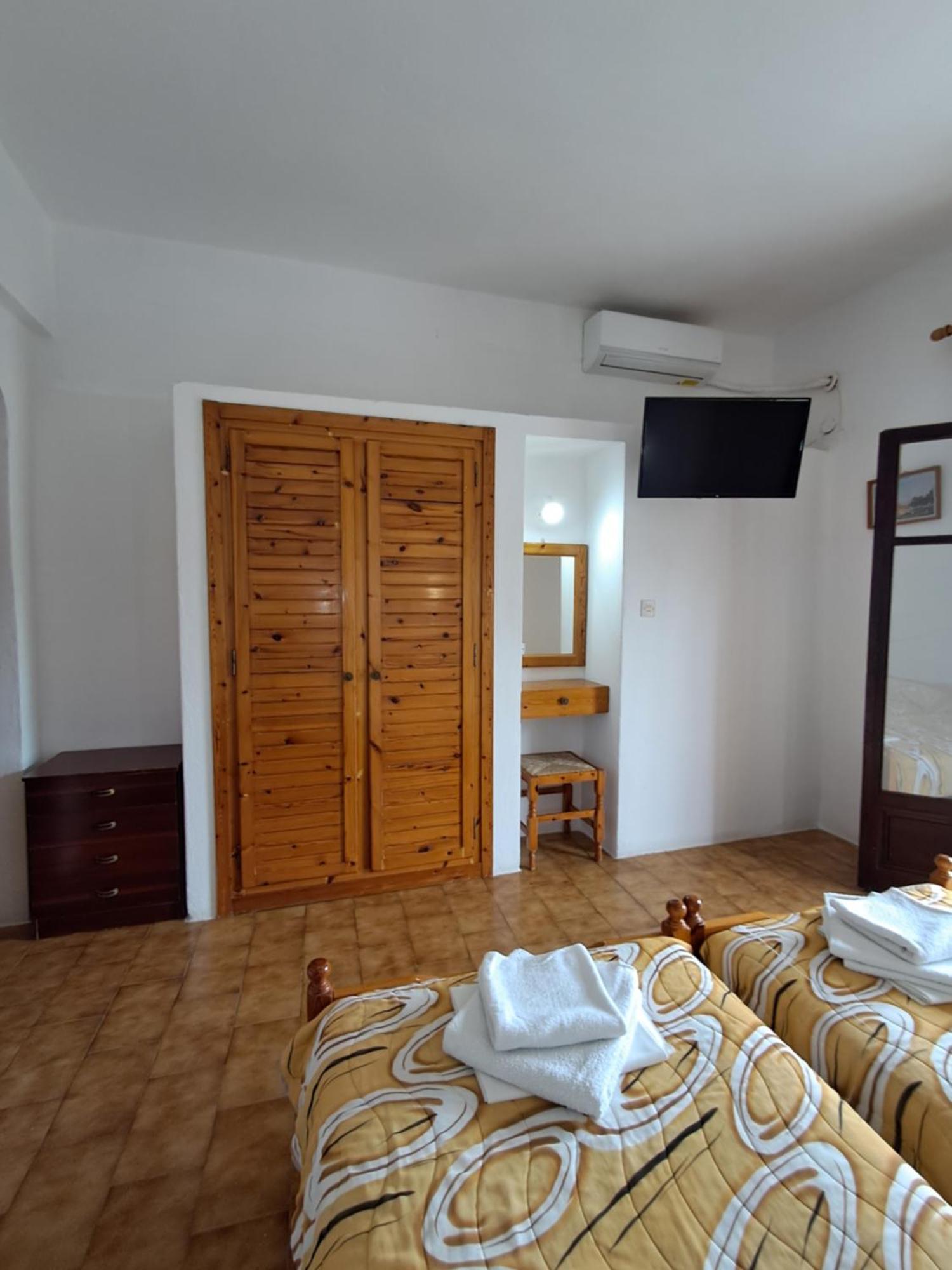 Camelia Studios Скиатос Экстерьер фото