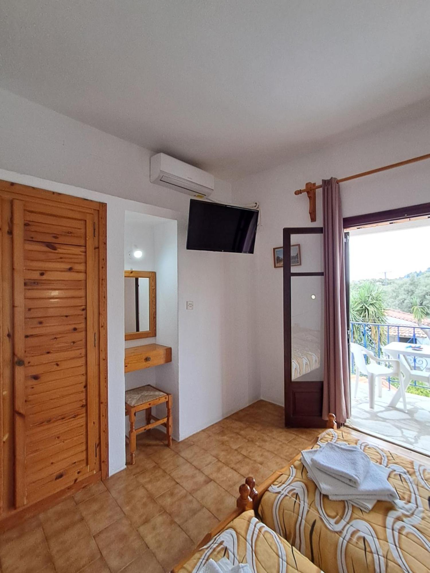 Camelia Studios Скиатос Экстерьер фото